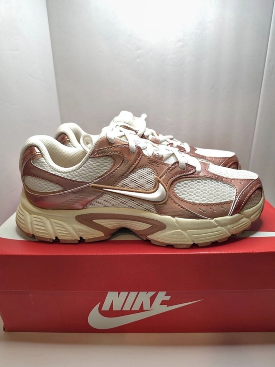 Nike Shoes - Nike V5 RNR Womens Running Shoes Sneakers Size 9 White  / Rose Gold IQ9426 133